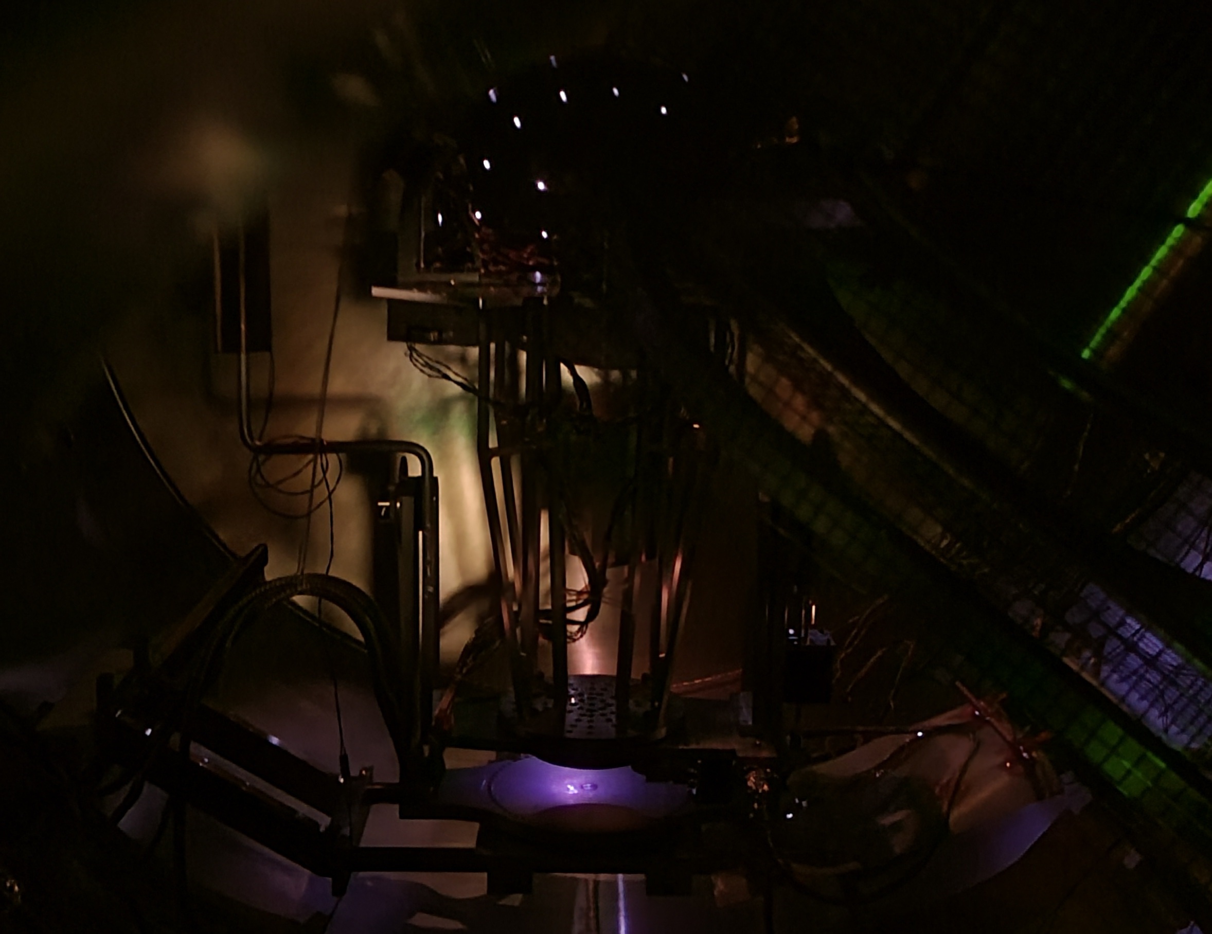 vacuum-chamber-plasma